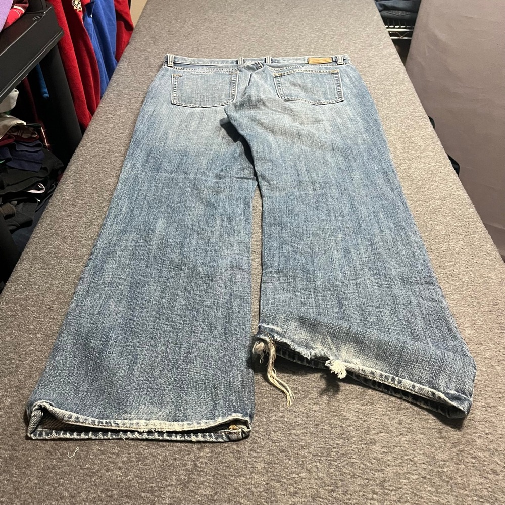 GAP Boot Fit Mens Blue Denim Jeans Medium Wash 36x32 Distressed Frayed Hem
